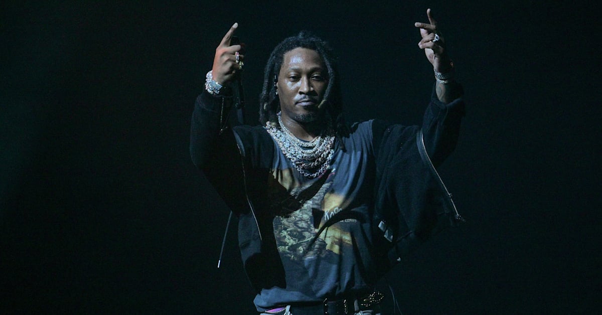Future’s ‘Mixtape Pluto’ Debuts at No. 1, Becomes First Rapper With ...