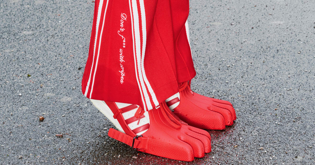 adidas x AVAVAV ☆ Superstar 限定コラボモデル ◇コラボ◇AVAVAV X ADIDAS SUPERSTAR(W)◇正規品◇男女共用