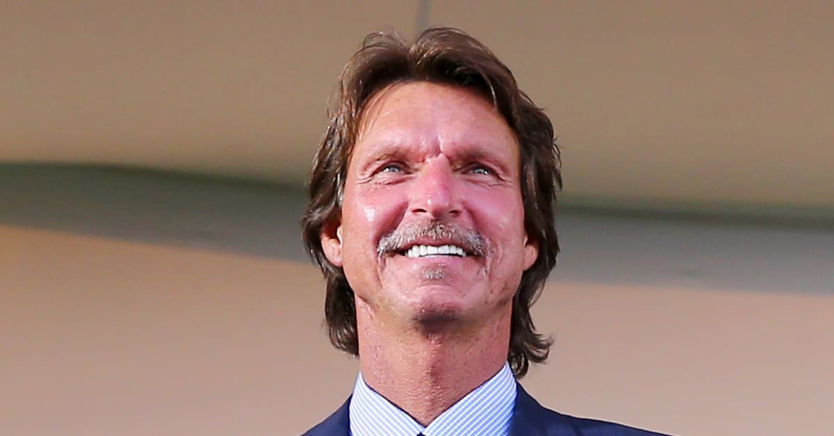 Randy Johnson Is A Sneakerhead? MLB Legend Shows off Insane Nike SB Dunk Collection