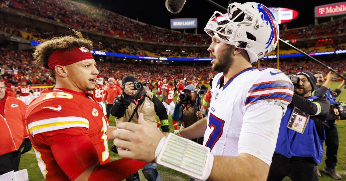 The Top 10 QBs In The NFL Right Now, Ranked