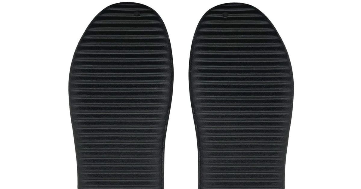 Ye Releases $20 Yeezy SL-01 Slippers