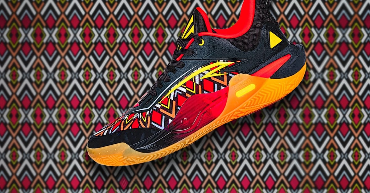 Kyrie Irving Celebrates His Supporters With This Anta Shoe