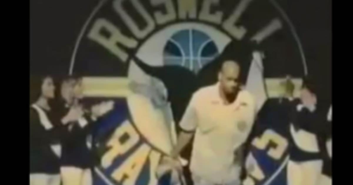 roswell rayguns nike commercial