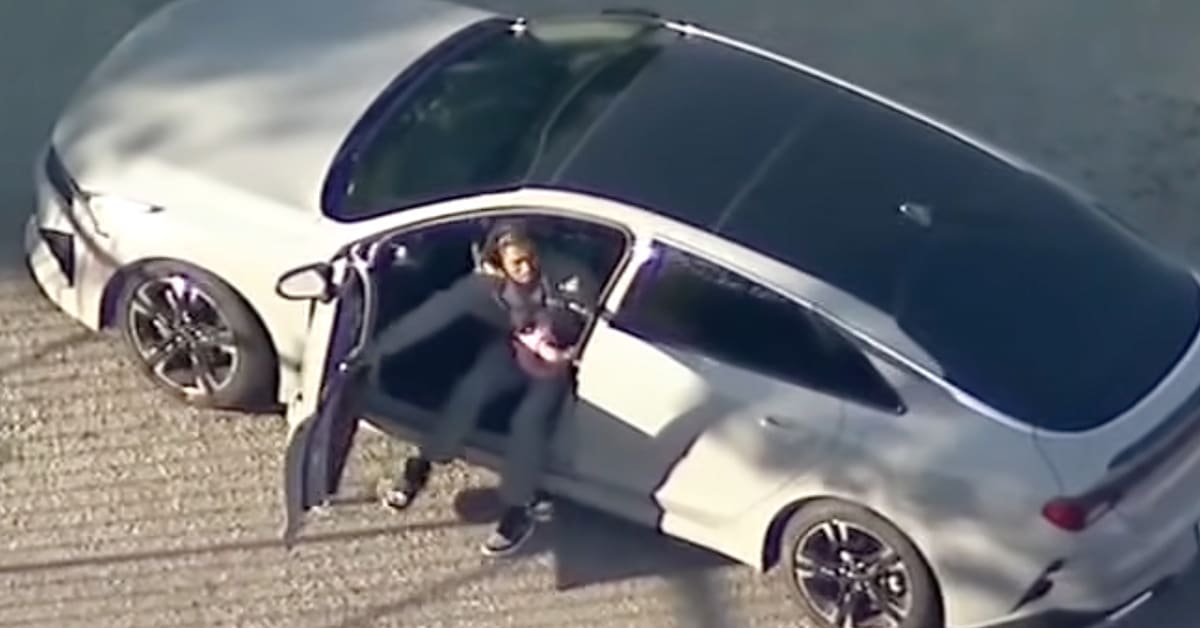 Man Livestreams Police Chase With Girlfriend and 2-Month-Old Baby in Car