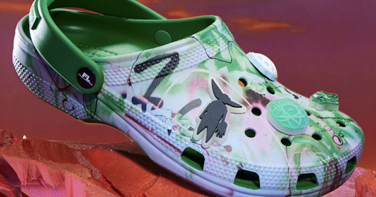 国内発送 futuras-next-crocs-collab- 靴