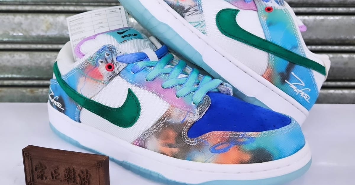 Futura x Nike SB Dunk Low Collab Sample Leak display picture 1