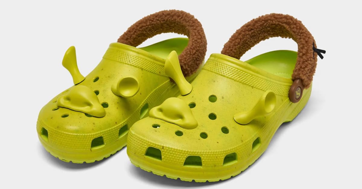 Men’s SHREK Crocs Classic Clog with Fuzzy Lining - Neon Green DreamWorks Shrek X Crocs Shrek Shrocks | Mercari main image 2