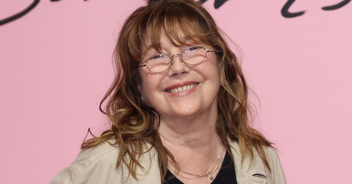 Jane Birkin, Singer, Actress, and Inspiration Behind Popular Hermès Bag ...