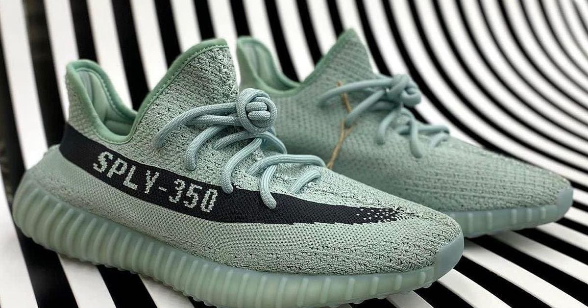 Yeezy boost black complex store