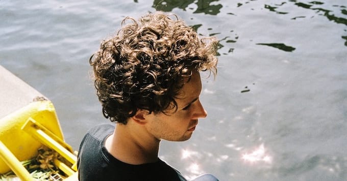 Premiere: Ben Esser Teams Up With Emawk And Beau Diako For Hazy ...