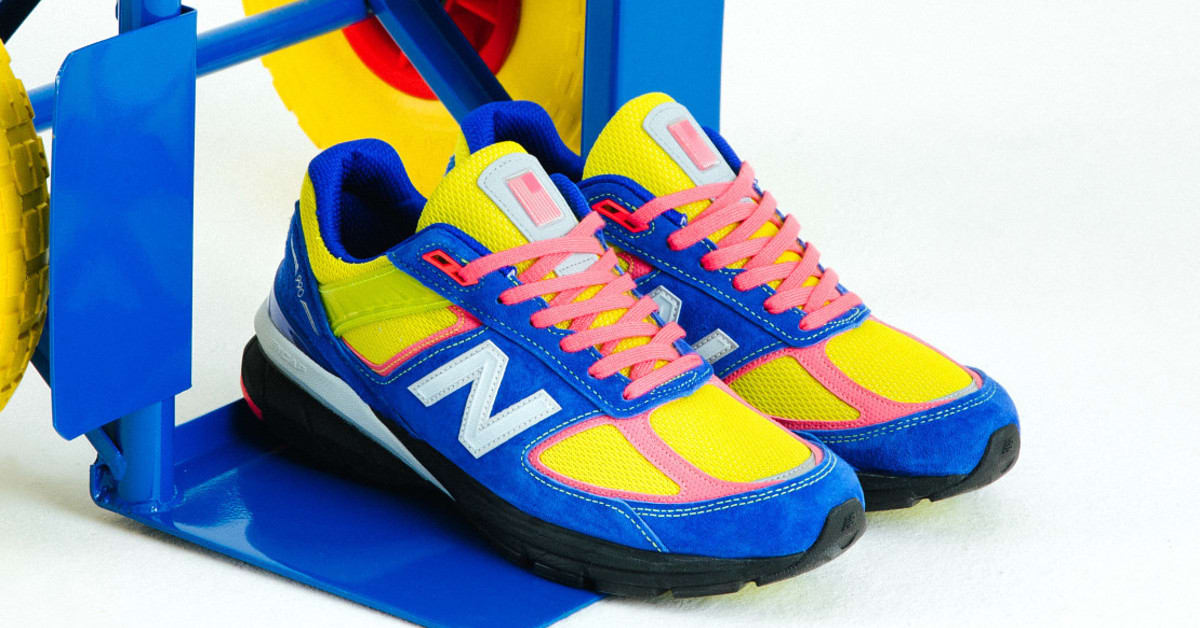New balance 990v5 size corner shop top