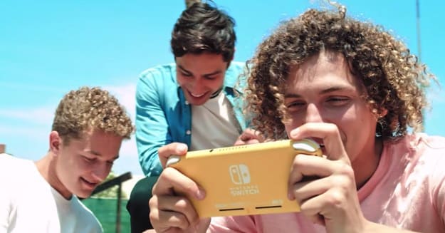 Nintendo Adds $200 Switch Lite Device to Handheld Lineup
