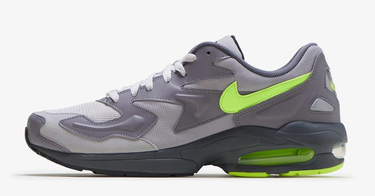 A Famous Colorway Comes to the Air Max2 Light
