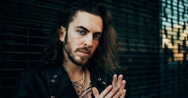 Premiere: Israeli Singer-Songwriter And Producer Dennis Lloyd Vows To ...