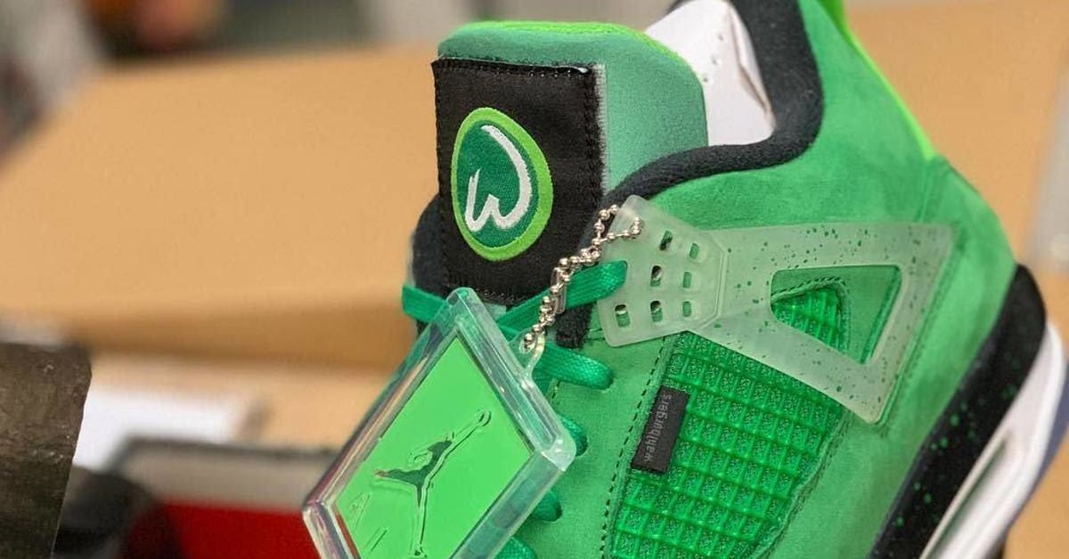 Jordan wahlburgers shop