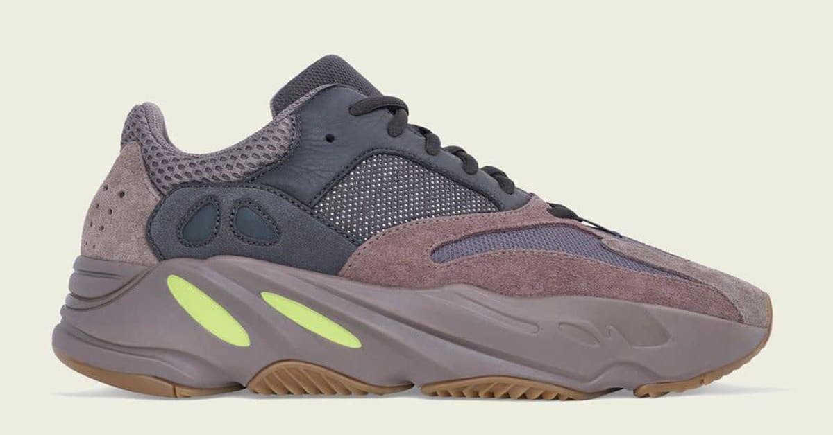 Yeezy 700 mauve drop on sale