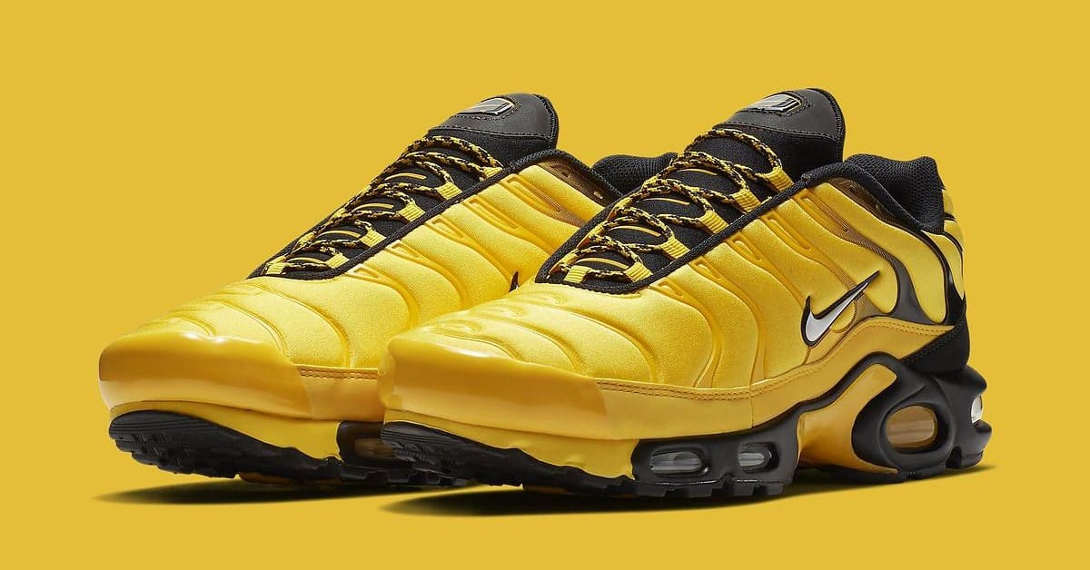 Yellow air max plus custom sale