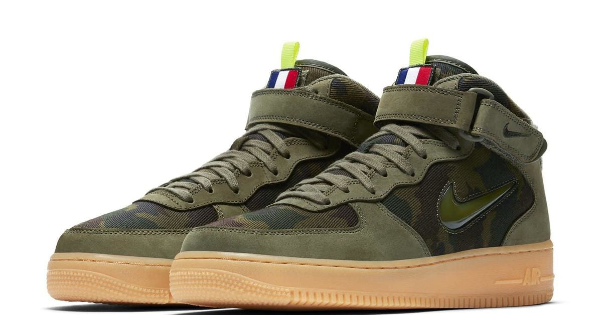 Country Camo Comes to the Air Force 1