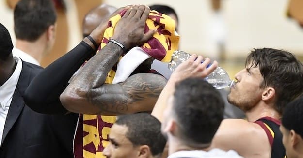Warriors Reportedly Knew About LeBron's Hand Injury After Game 1