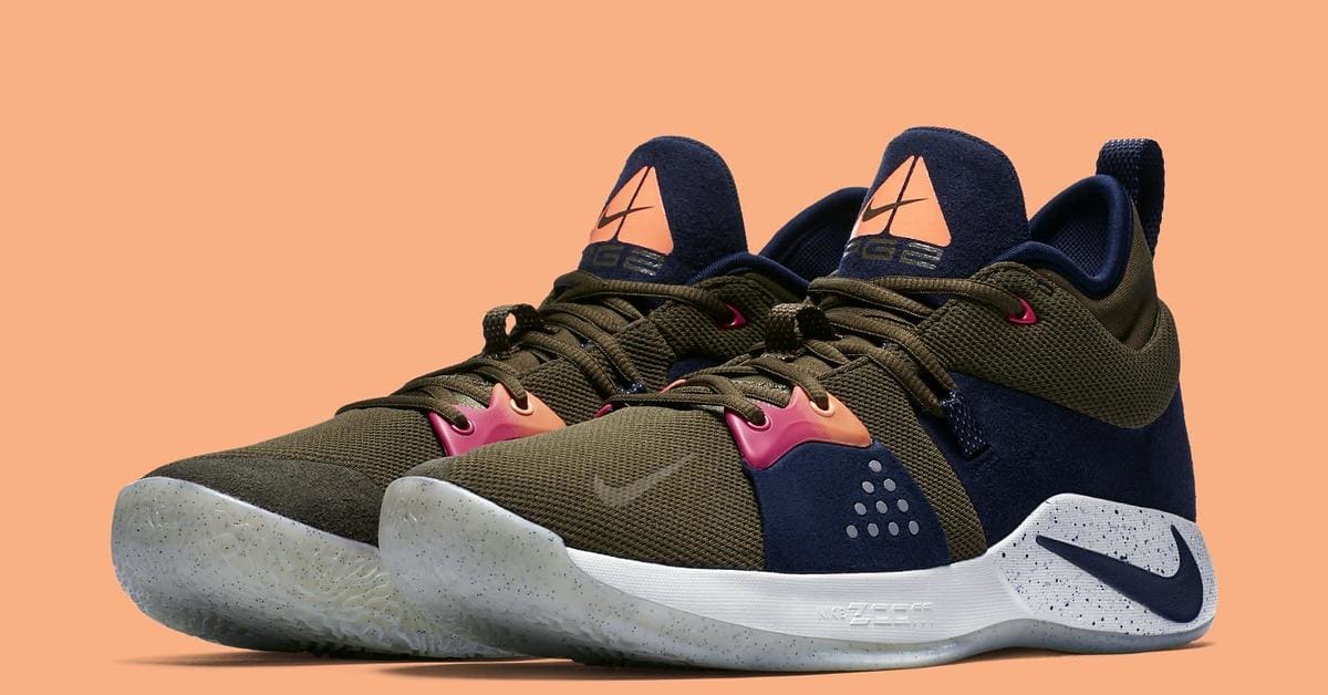 NIKE PG2 EP acg オリーブ US11 (29cm) NIKE PG2 EP acg オリーブ US11 (29cm)