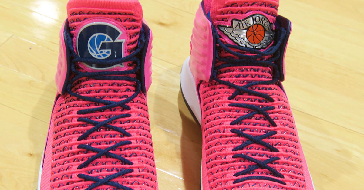 Nike Air Jordan 31 PE Georgetown Breast Cancer Awareness Sneakers Jordan Luka 1 PE Georgetown - Breast Cancer Awareness for  main image 3
