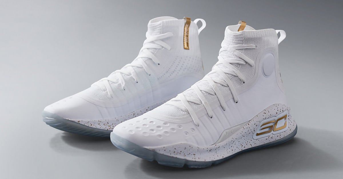 全新未使用UNDER ARMOUR Curry 4 “White Gold” Gold Under Armour Curry 4s Release on Nov. 25