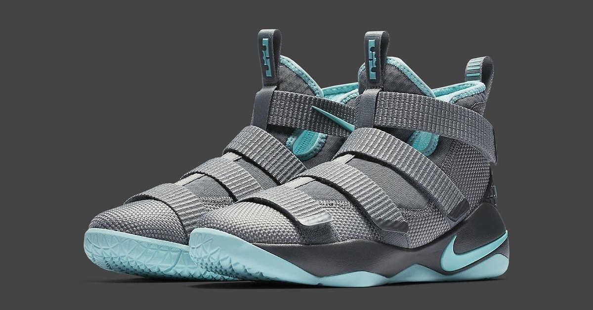 Nike lebron soldier kids clearance