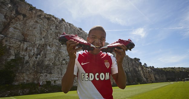 Kylian mbappé nike hypervenom 3 hotsell