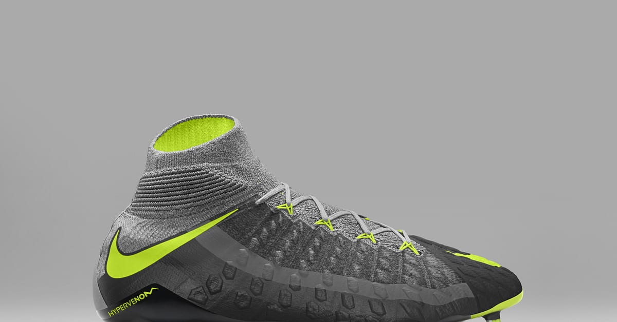 Hypervenom air max top