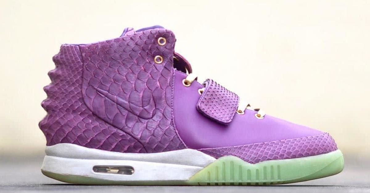 People Are Still Customizing Kanye West s Nike Yeezys