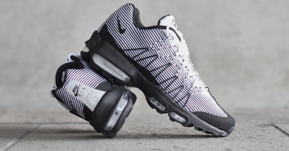 Nike Air Max 95 ホワイト/ブラック US 8 Nike Air Max 95 White Black Men's - 609048-109 - US