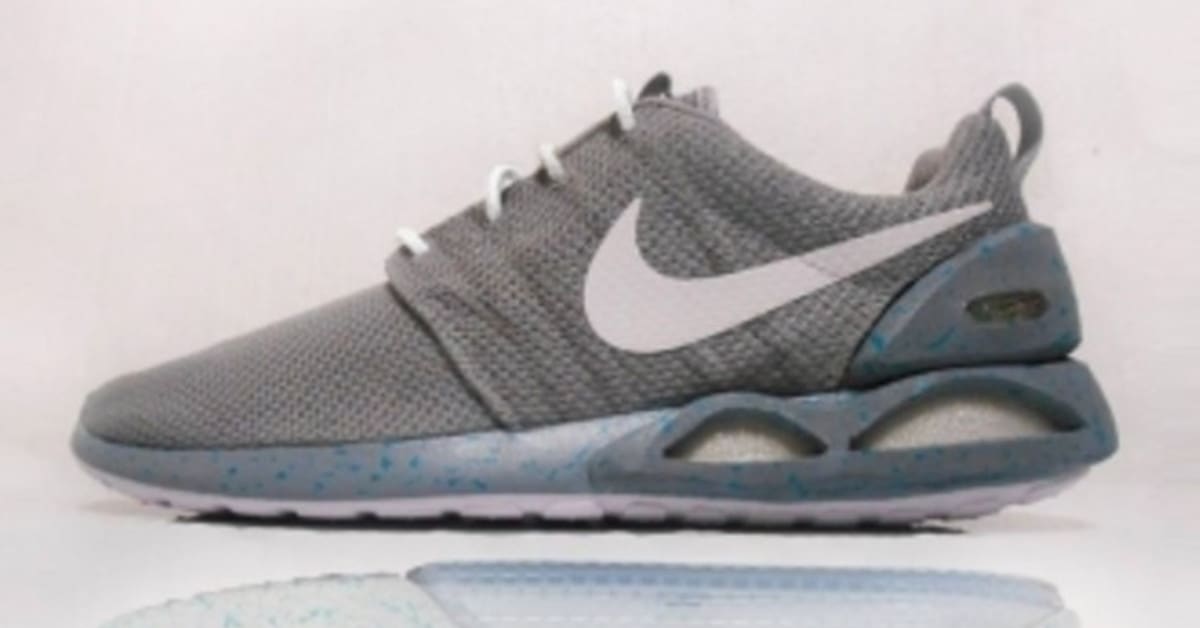 This Guy Turned His Roshes Into Nike MAGs