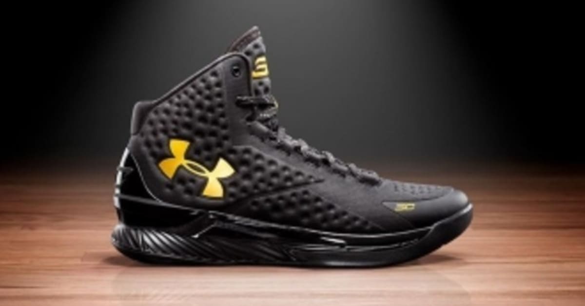 Under armour curry gold on sale