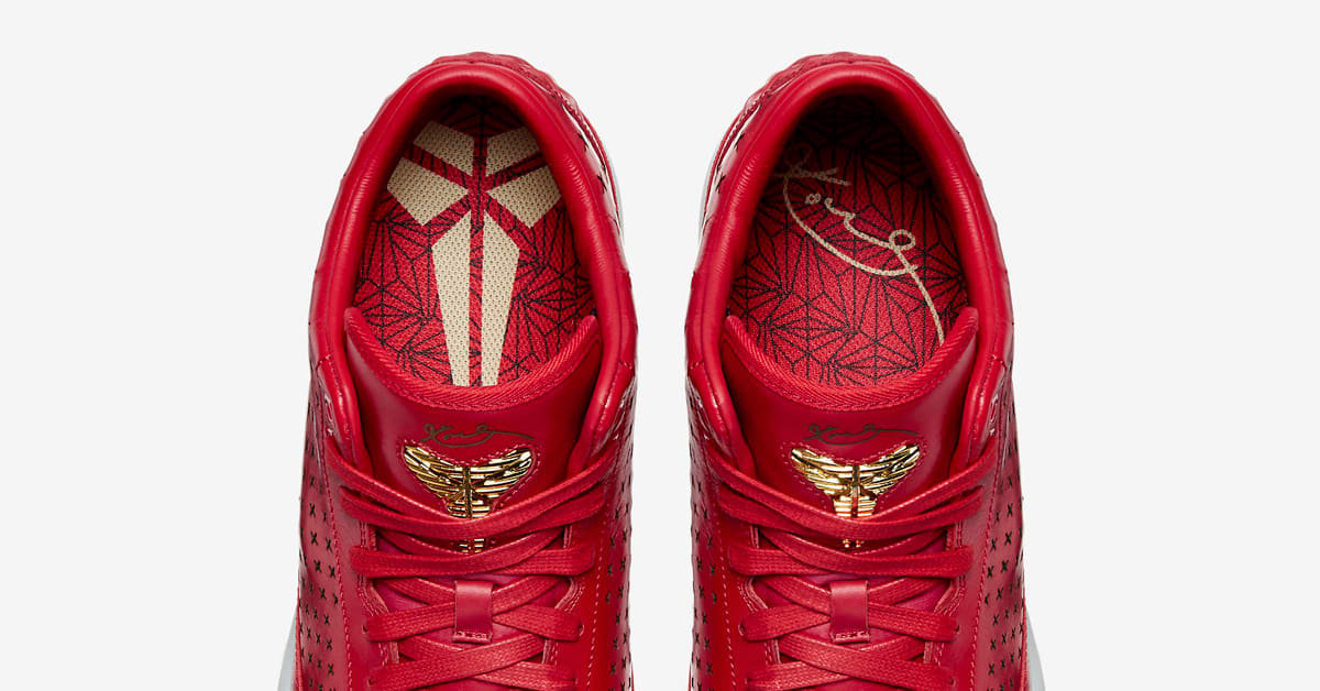 Nike Just Released a New Kobe Sneaker Out of Nowhere display picture 3
