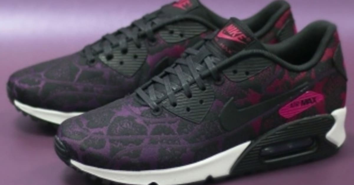 Flowers Bloom on the Nike Air Max 90