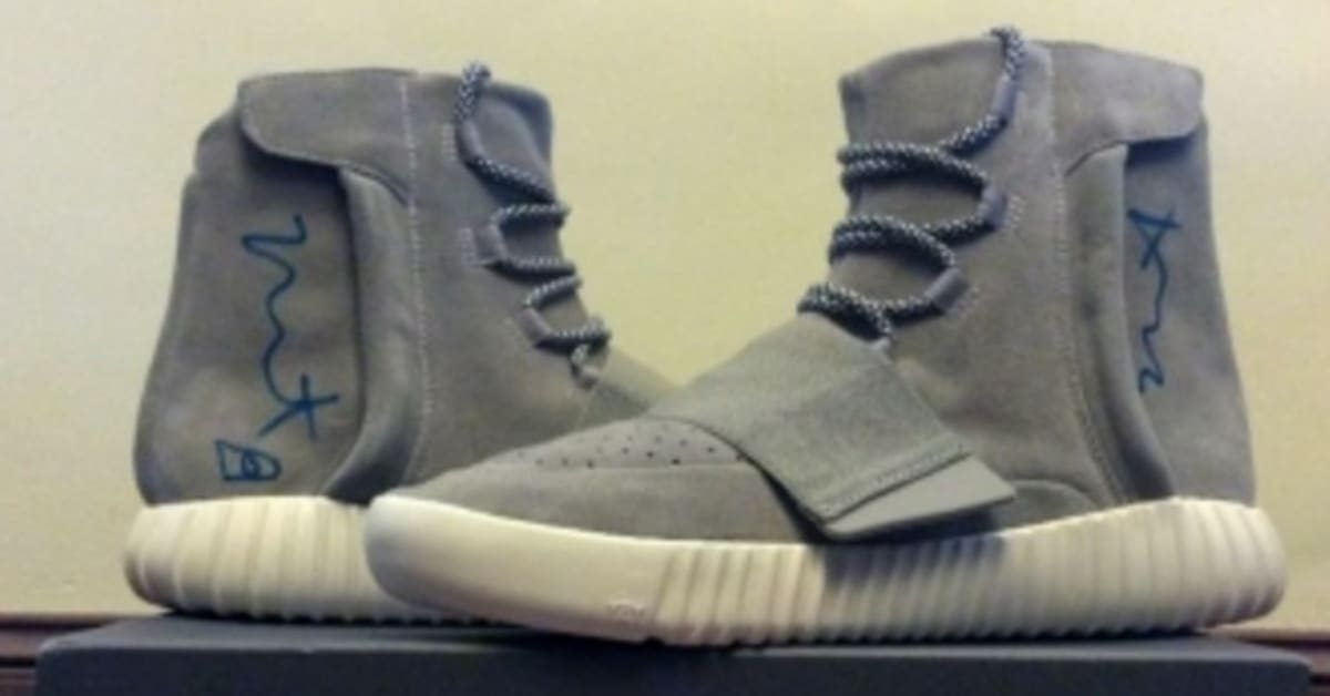 Kanye signed yeezys outlet