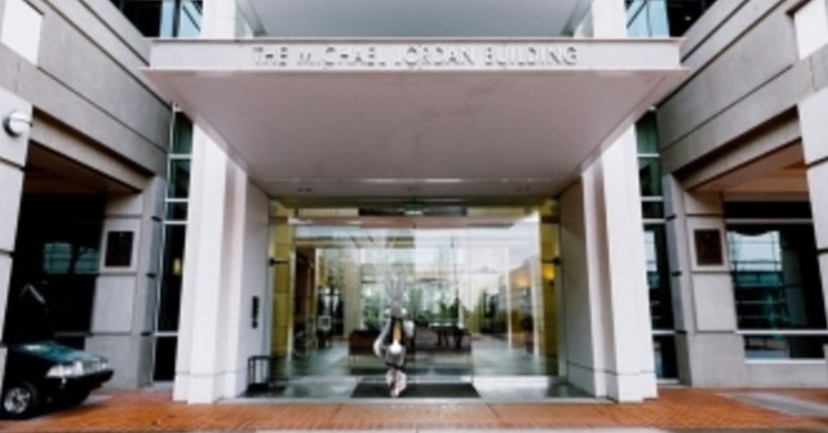 Nike michael jordan building sales