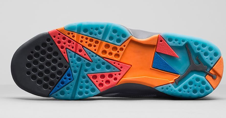 シューズ(男性用) AIR JORDAN 7 RETRO BARCELONA DAYS Air Jordan Retro 7 