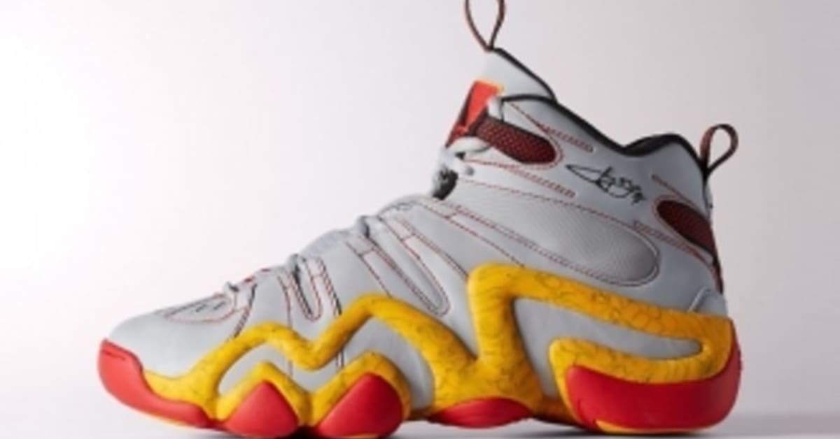 Jeremy Lin Has His Own Colorway of His New Teammate's Old Shoe