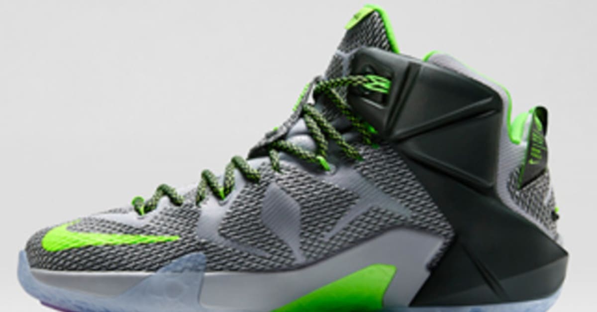 Nike LeBron 12 
