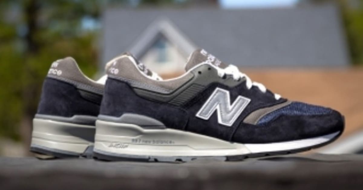 New Balance 997 - Navy/Grey