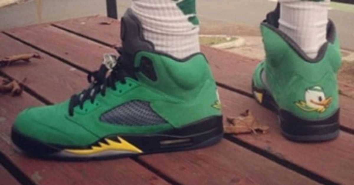 Air Jordan 5 Oregon Ducks PE On Foot