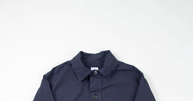 Small, Useless Pockets In Weird, Not-Conducive-To-Actually-Using ...