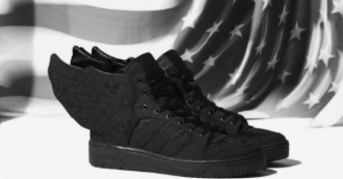 尊　Adidas X Jeremy Scott x ASAP Rocky A$AP Rocky x Jeremy Scott x adidas Originals JS Wings 2.0