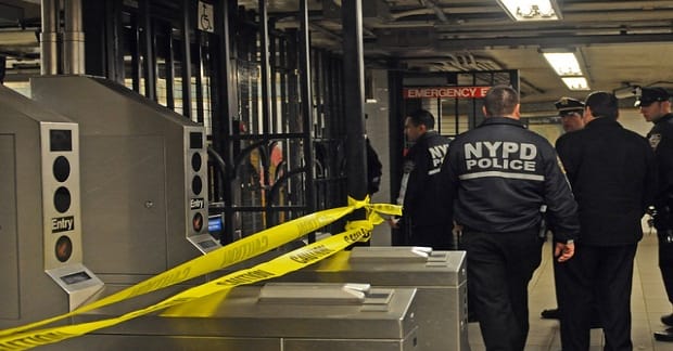 Man Killed in NYC Subway After Falling Onto Tracks