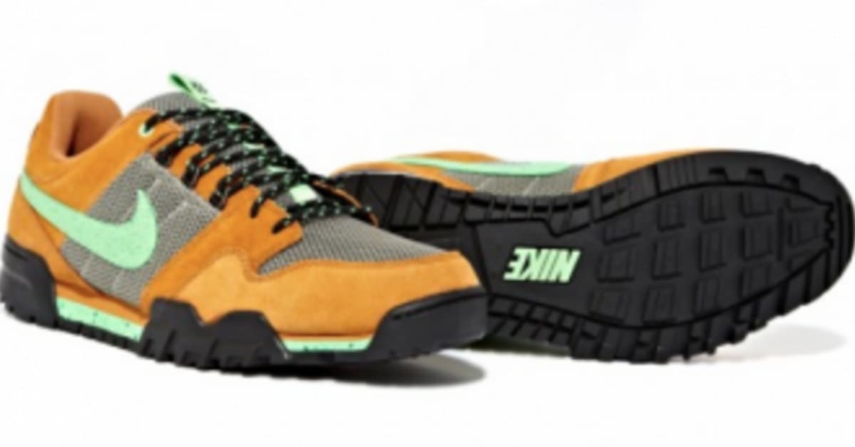 Stussy x Nike Mogan II OMS 