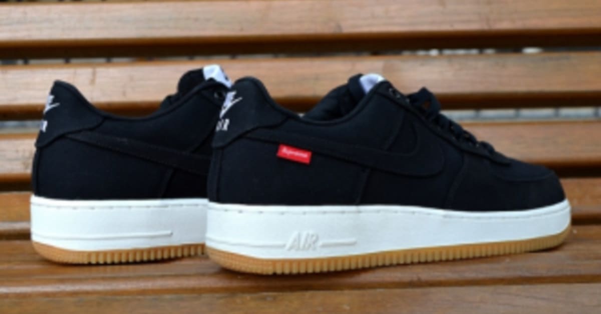 Supreme x Nike Air Force 1 Low - 30th Anniversary - Black