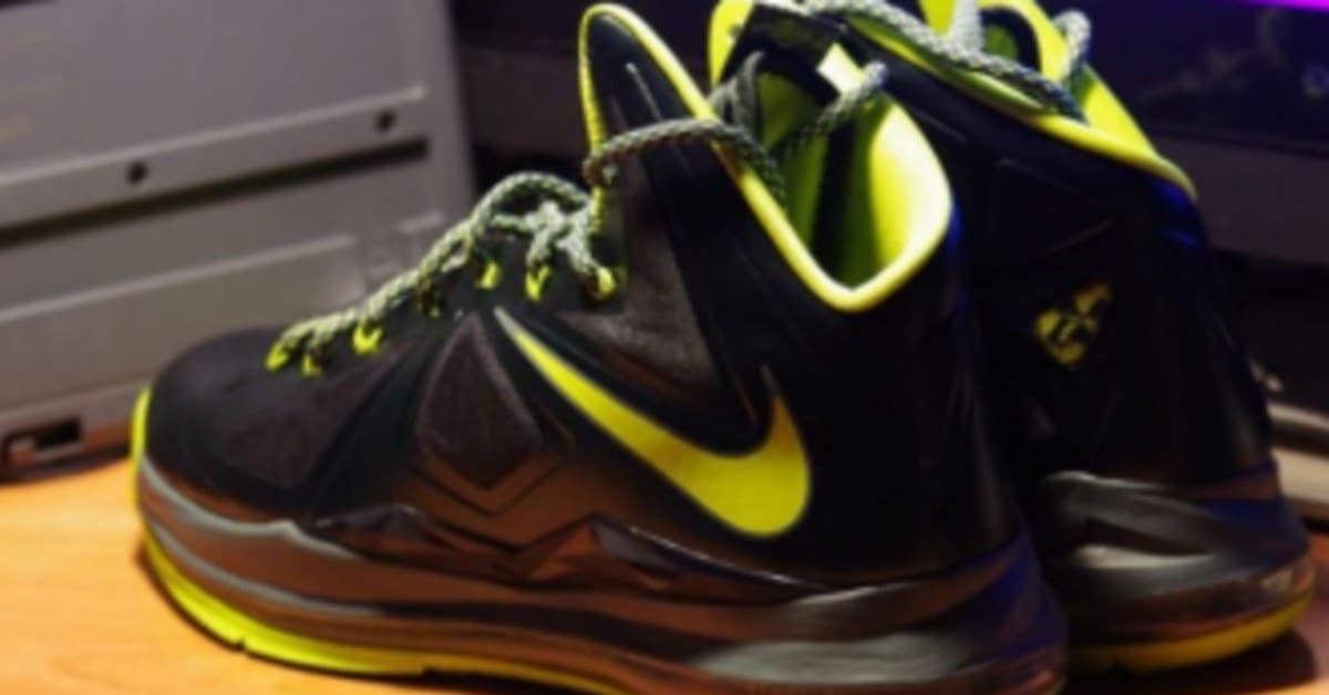 Nike LeBron X - Dunkman