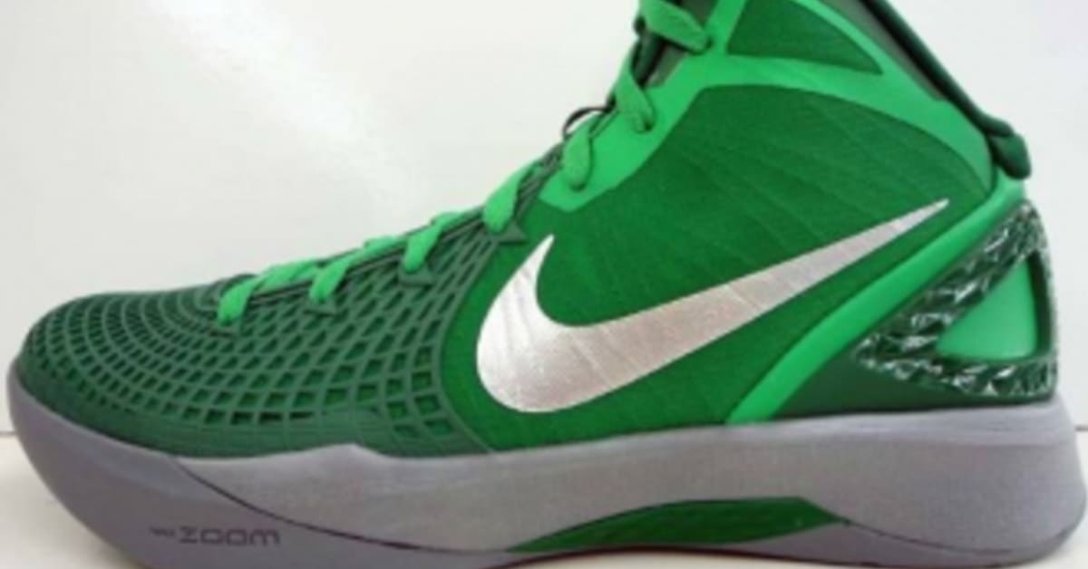 Nike Zoom Hyperdunk 2011 Supreme Lucky Green Gorge Gree