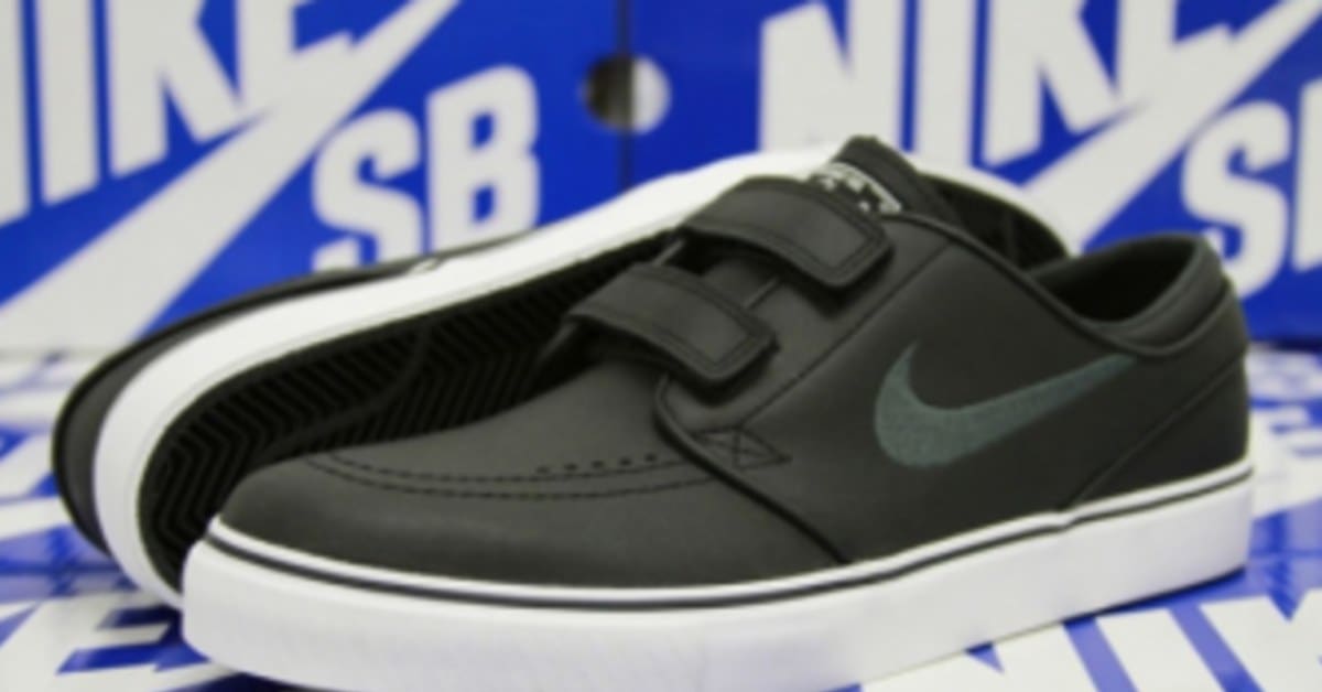 Nike janoski velcro sales